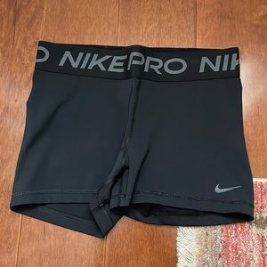 Nike Pro black athletic shorts size medium